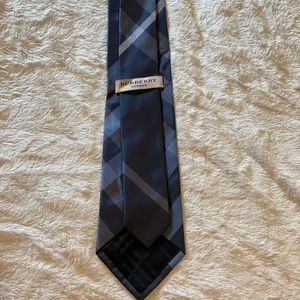 Burberry Men’s Tie - Never Worn